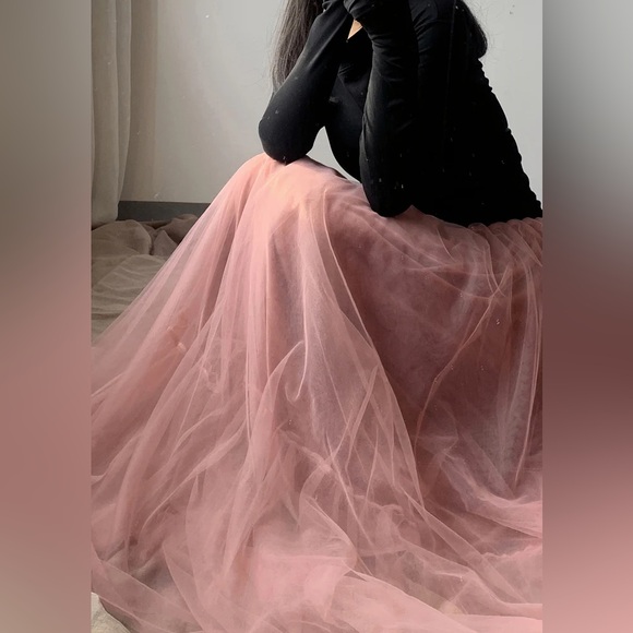 French pink tulle maxi skirt - Picture 2 of 3